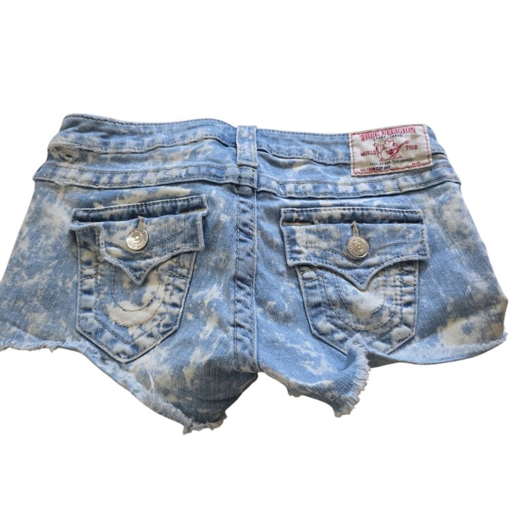True Religion Short Size 26